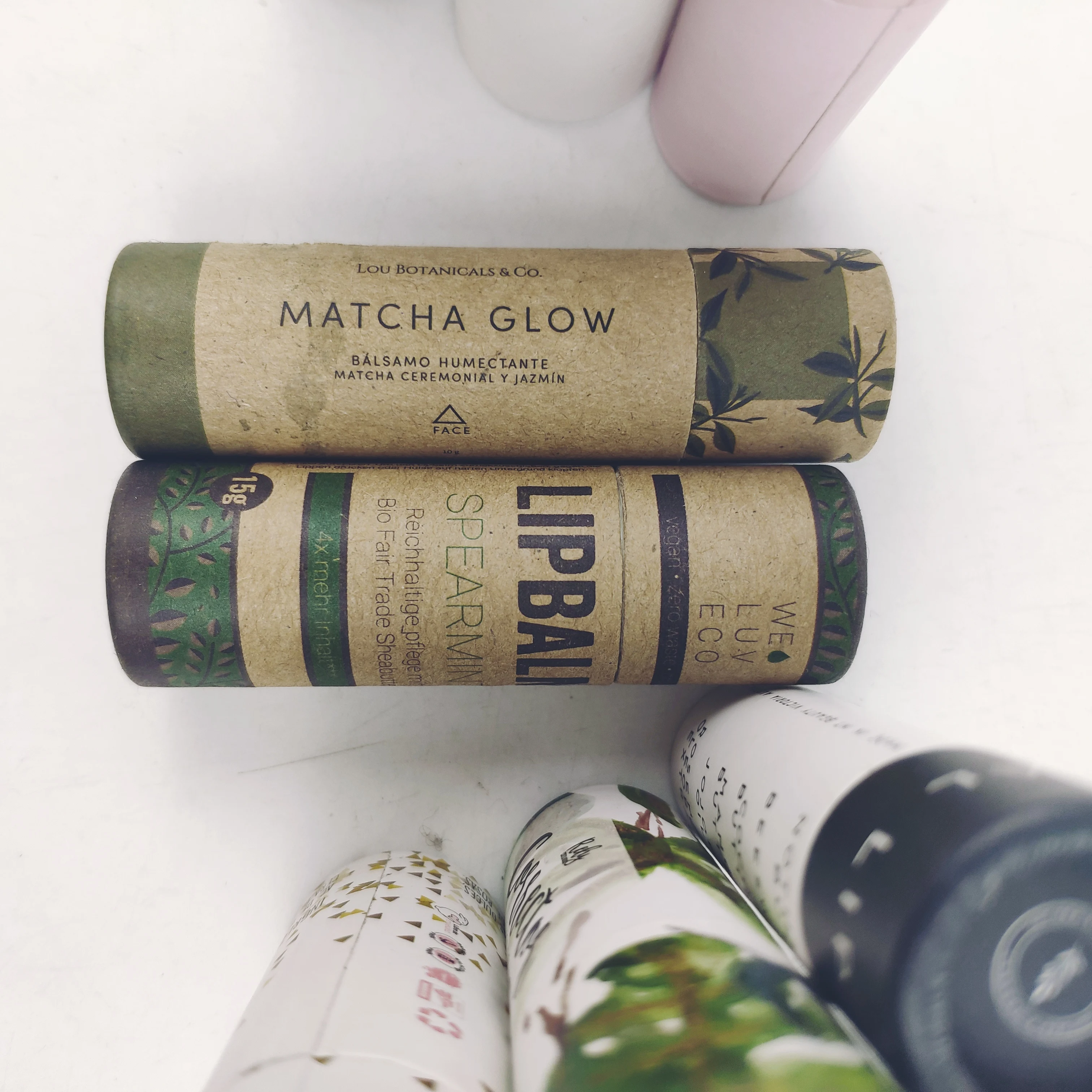 Cosmetic Packaging round Custom empty lip balm tube/lipbalm tube / lip balm container