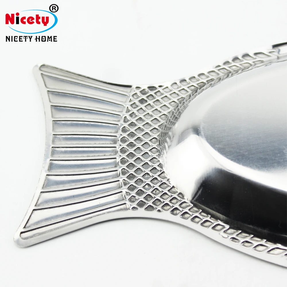 Nicety wholesale hotel restaurant dinnerware silver stainless steel fish shaped dishes fish plate