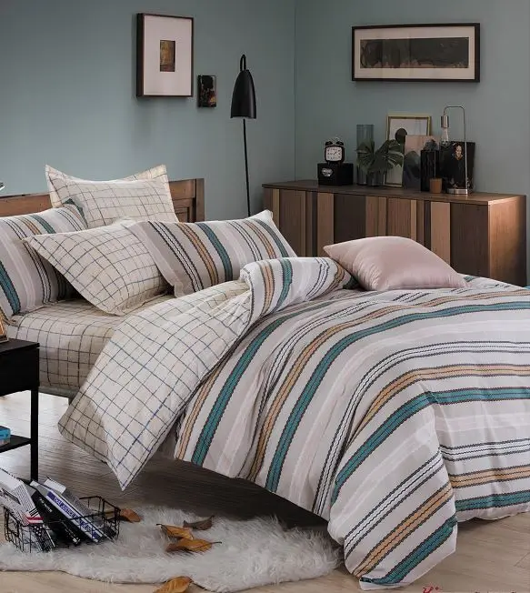Wholesale Cotton Stripe Beautiful printed bed sheet sets cover quilt/teenage bedding set