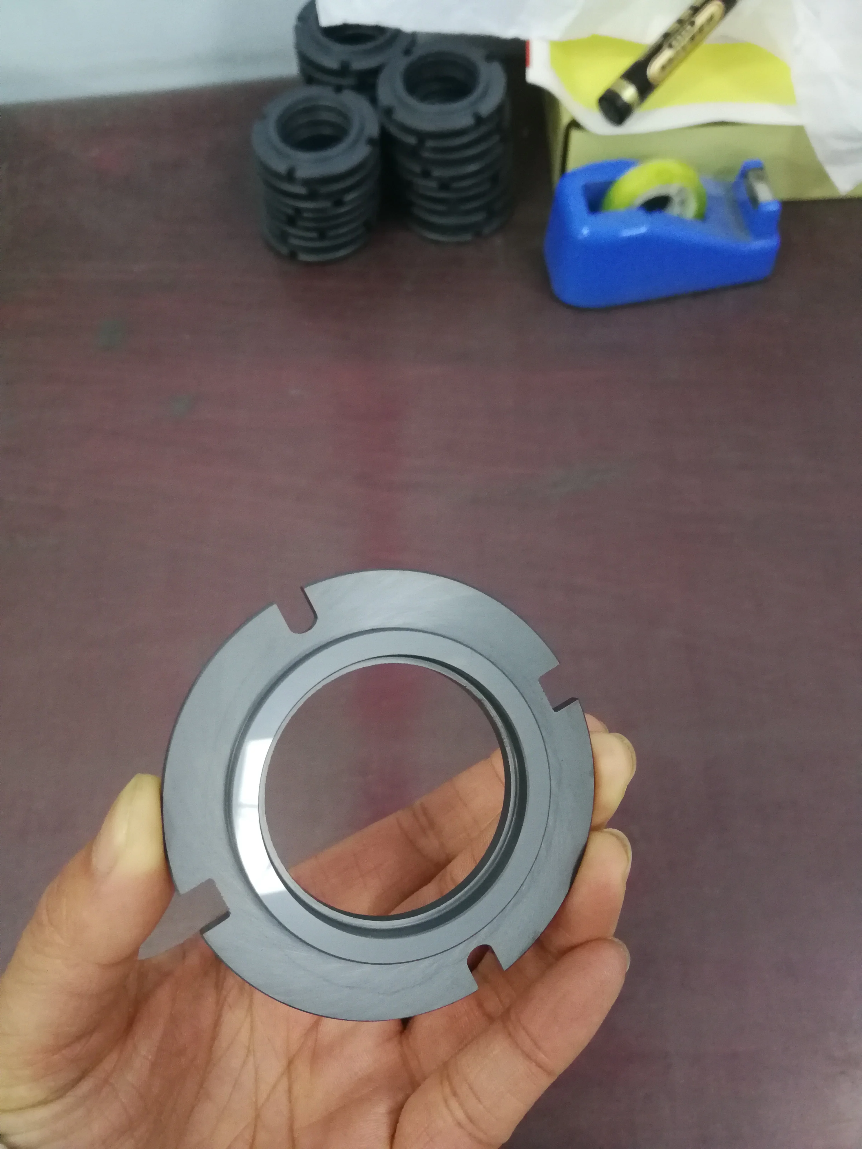 High precision sintered silicone carbide sealing ring with 4 slots