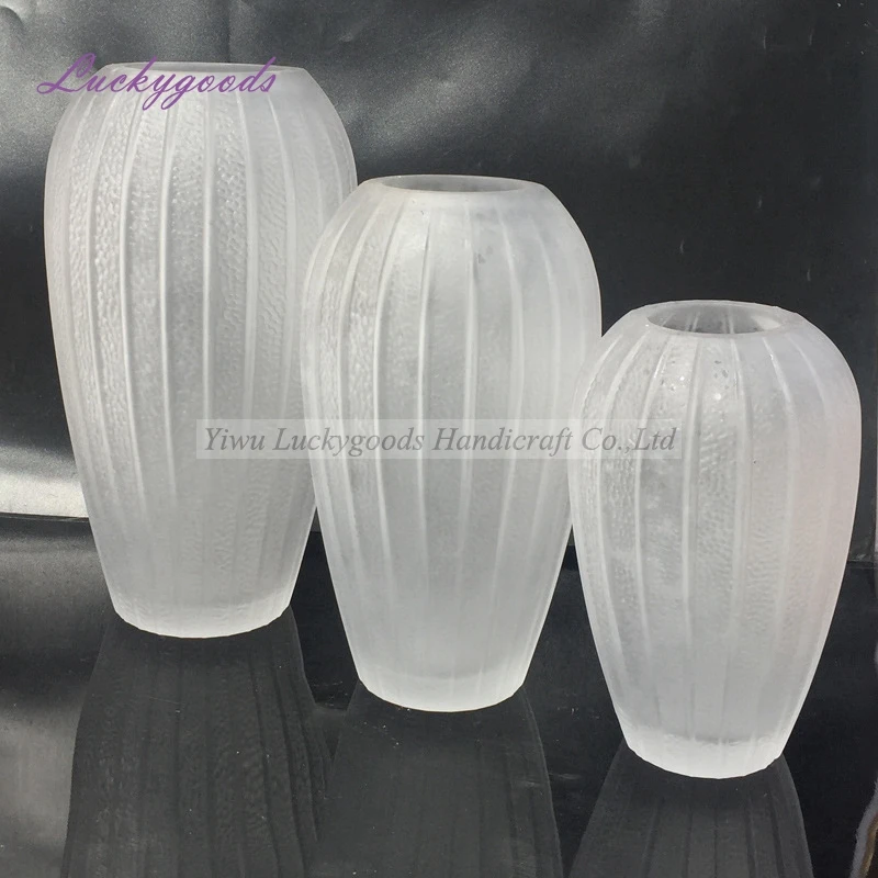 LHP079 Factory Wholesale Handmade Frosted White Glass Vase for Home Decoration
