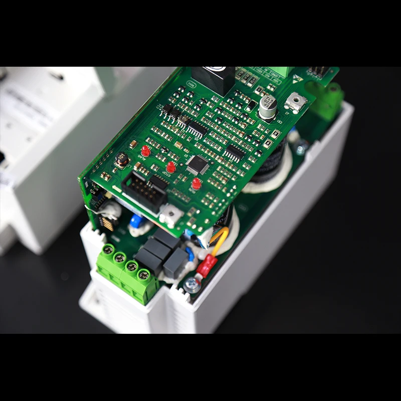 
0.75kW Triple phase Frequency Converter 50hz 60hz 