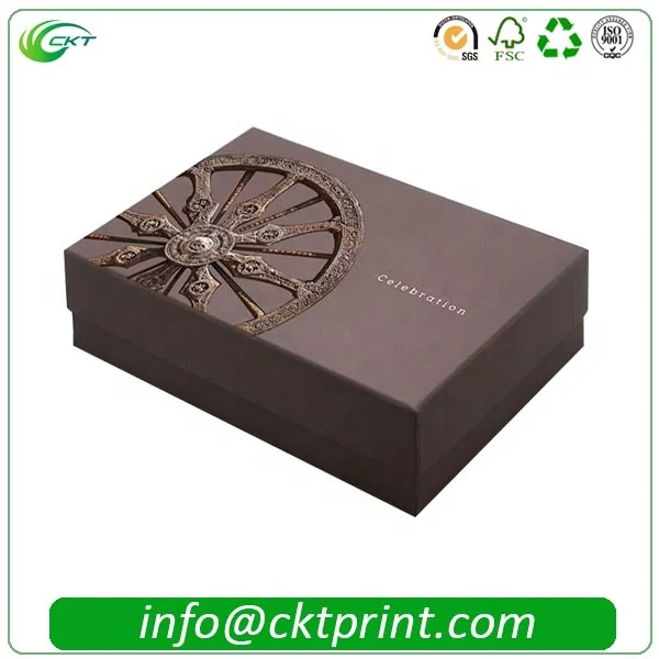 Bespoken Embossing Logo Cardboard Festival Gift Box with Paper Divider