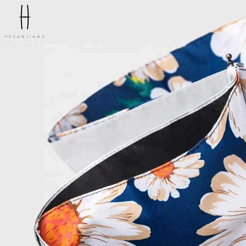 Daisy pattern ladies 3 fold double layer umbrella with anti-uv fabric