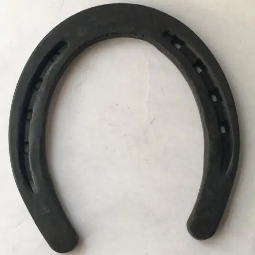 
New Design OEM Wholesale Forged Cast Iron Horse Racing Shoes Horseshoe in Bulk 