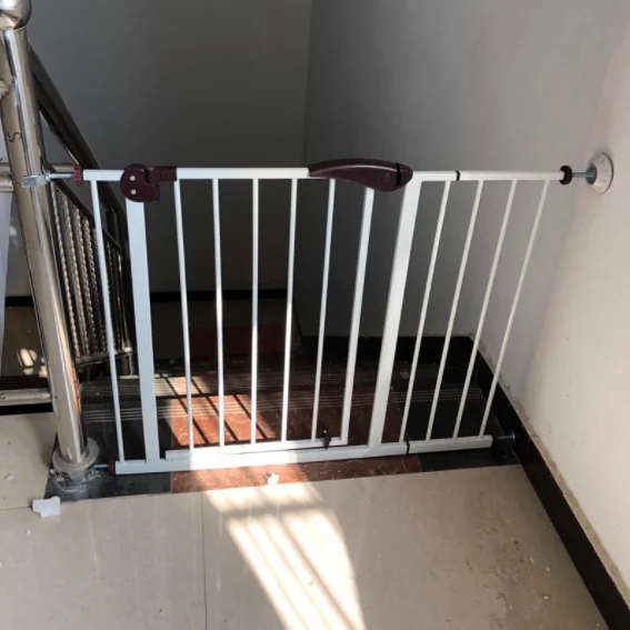 protecting children easy step walk baby gate pet safety barrier