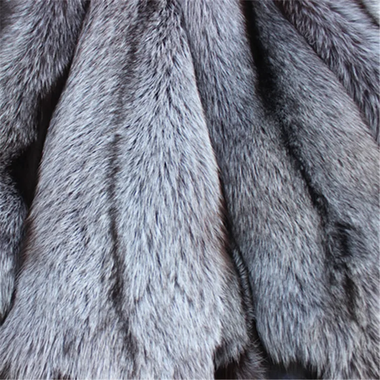 
Factory Supplier Genuine Raw Silver Fox Fur Pelt Natural Animal Fur Skin 