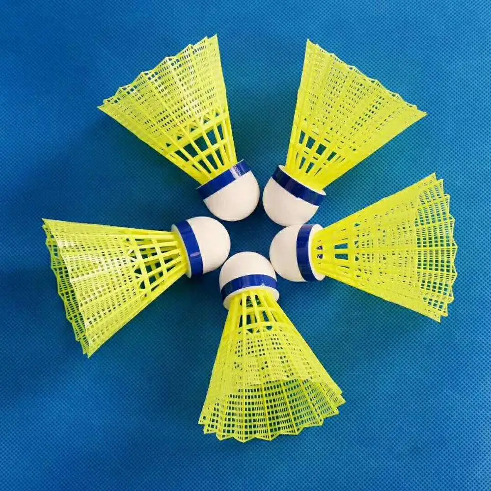 Manufacturer 1%-3% discounts high quality all natural cork shuttles best price buy nylon badminton shuttlecocks china sale
