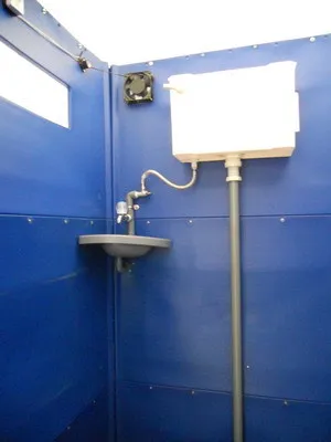 Современный портативный унитаз с доской для наружного использования в офисных магазинах дома мастерских Химически стойкий дизайн