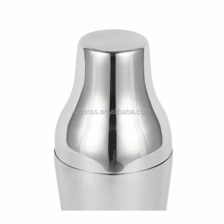 Hot sale Popular Stainless Steel Bartender Tools French Parisian Cocktail Shaker in silver 600ml