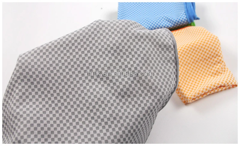 Humidity Ordo and Absorption Nano-meter Bamboo Charcoal Fiber Golf Towel