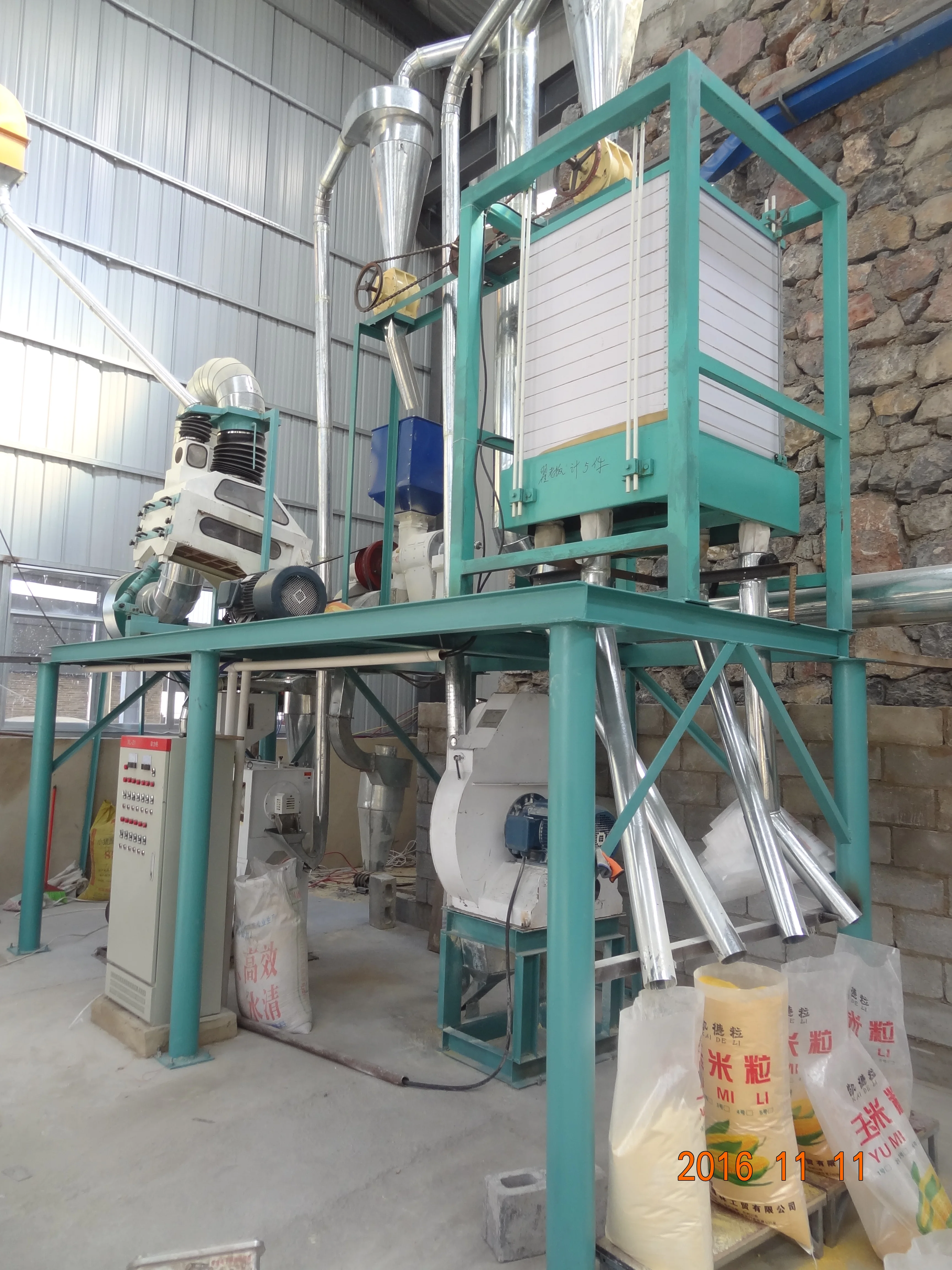 hot sale 20TPD corn flour mill machinery small maize grinding mill prices
