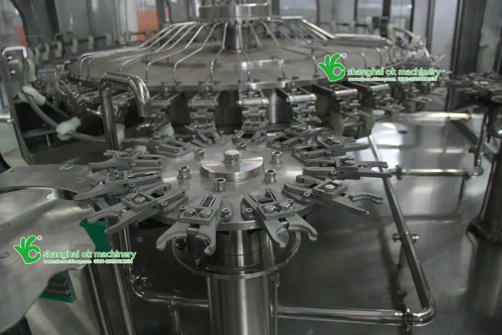 пластиковые бутылки, производство минеральной воды наполнения машины