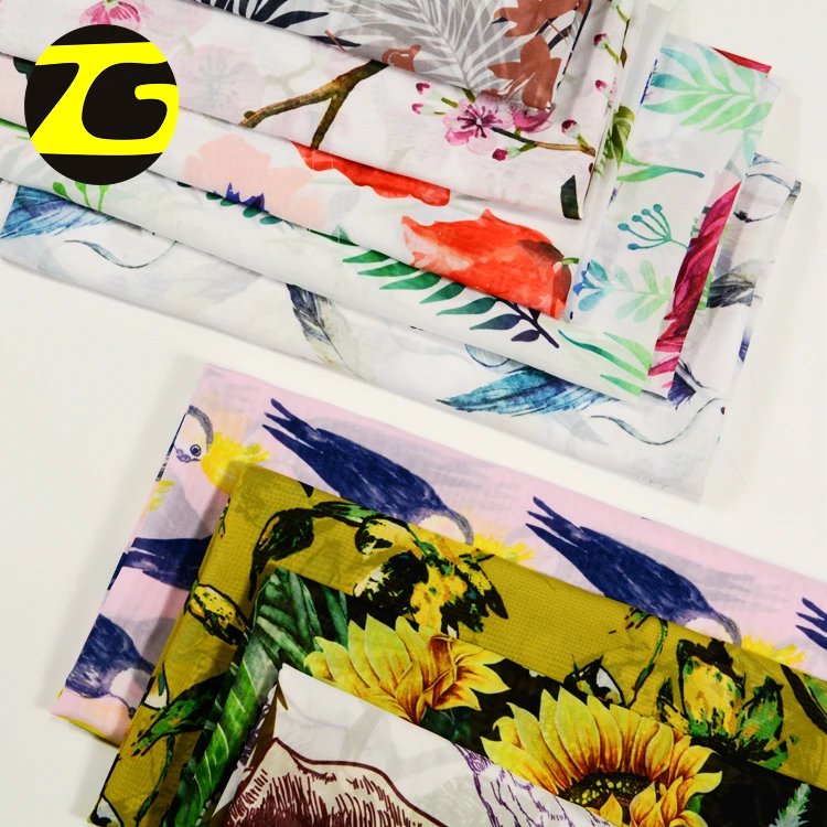  Китайские поставщики Изготовление платьев 100 г/кв. М полиэстер итальянская Цветочная шифоновая ткань с цифровой печатью