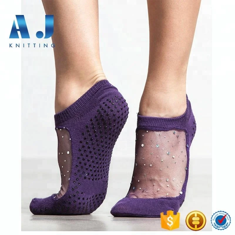AJ1878 Custom High Quality Organic Cotton Closed Toe Mesh Transparent Women Ankle Yoga Socks With Grip