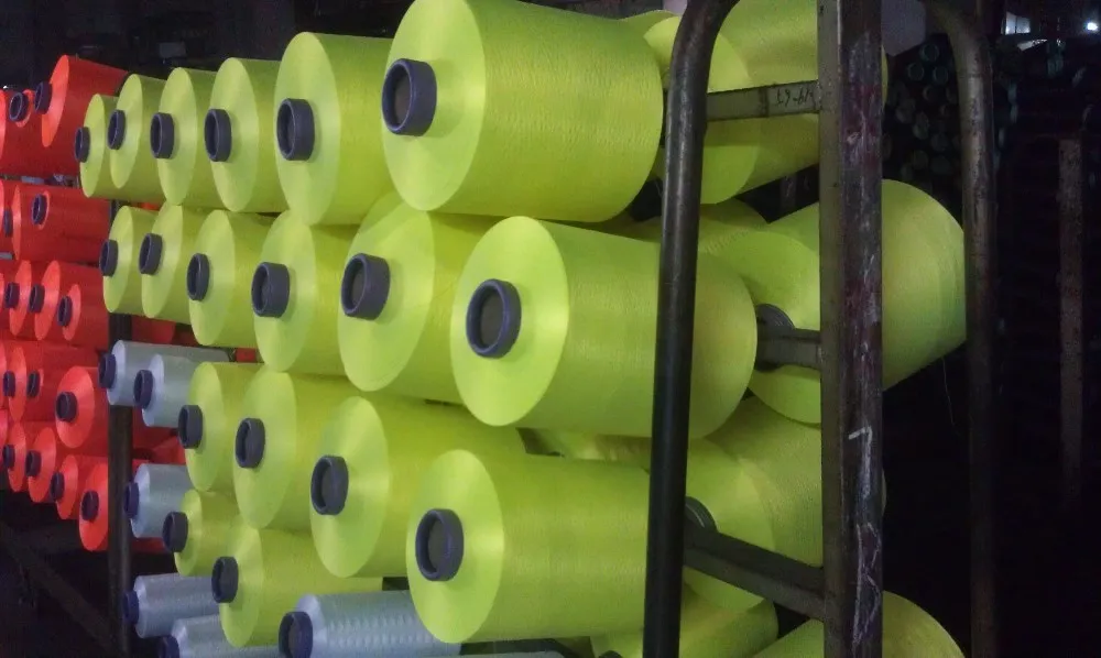 China 300 denier polyester yarn Cheap price