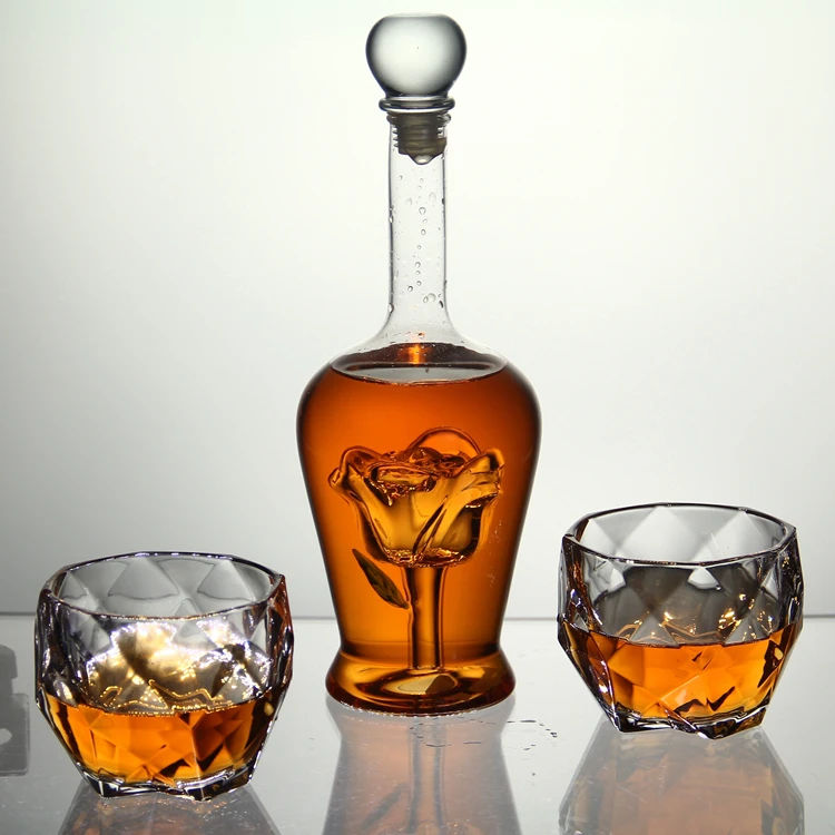 AIHPO207 Factory Custom Colored Empty Whiskey Decanter Bar Gift Rose Shaped 750ml Glass Wine Liquor Bottle for Sale with Glasses