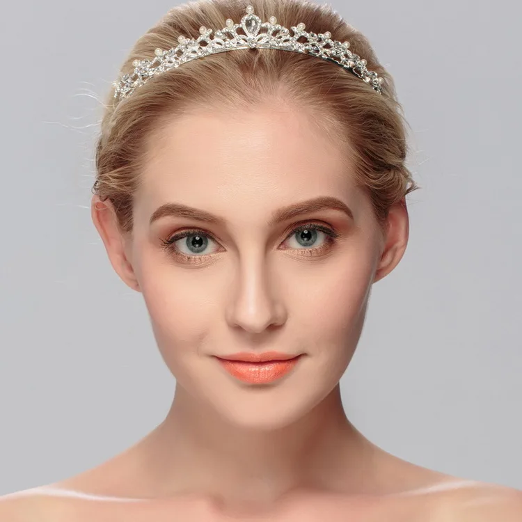 
2018 new arrival sample wedding crown pearl bridal tiaras crown bridal hair accessories 