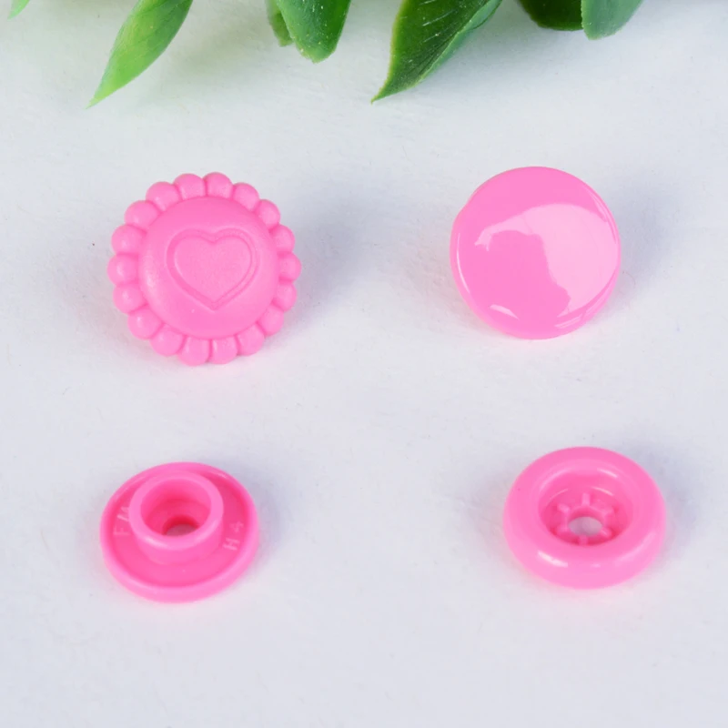 13.5MM Round 3D Flower Plastic Snap Fastener,Heart Shap Snap Buttons,Eco-friendly,Nickel-free For Baby Clothes