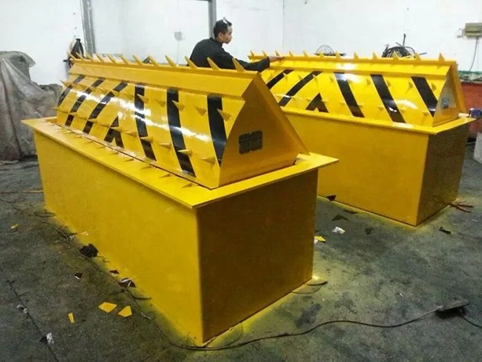 Factory Price Traffic Barrier Road Blocker Heavy Duty Hydraulic Road Blocker