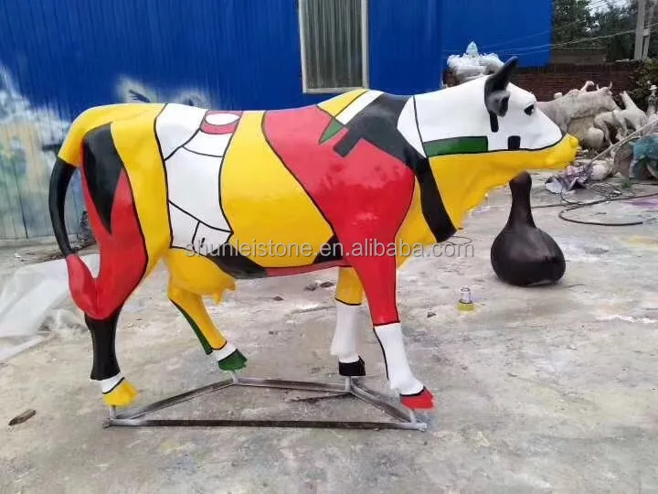 Life Size Cow Statue animal fiberglass sculpture