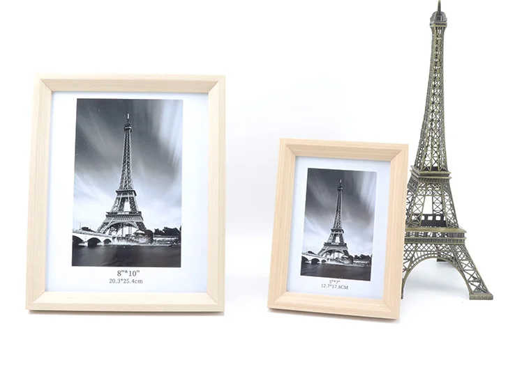 Manufacturers sell vintage PS photo frame hanging on the wall