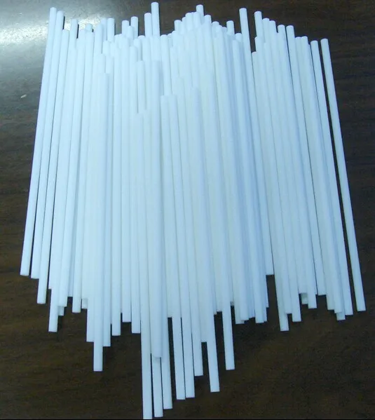 white lollipop sticks