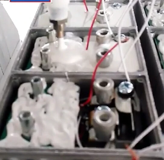 Машина для склеивания эпоксидной смолы