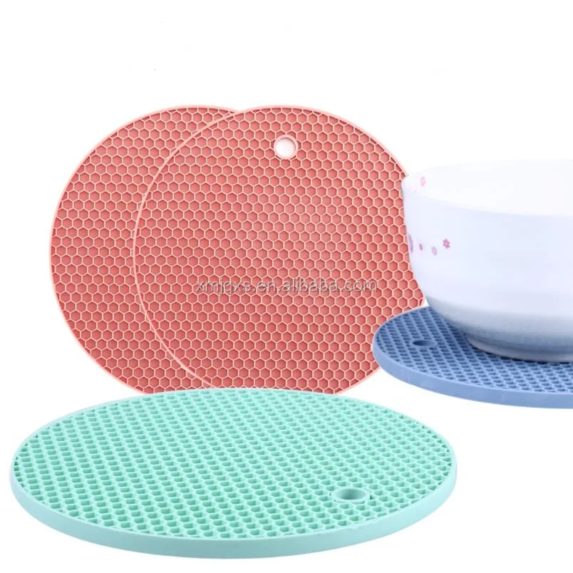 Factory directly selling  silicone pad  honeycomb style Heat Resistant silicone pot holder