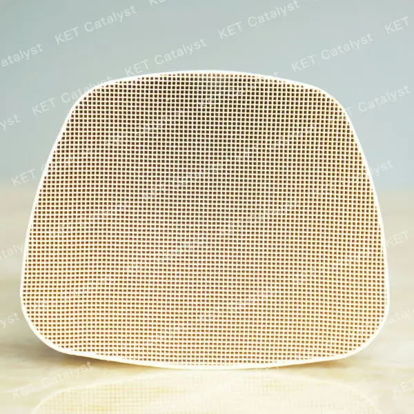 Three  way ceramic catalyst core coating with Euro 4 for petrol engine catalytic converter exhaust system