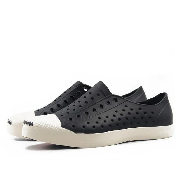 
New Design Slip On Sneakers Beach Sandals EVA Garden Clogs 