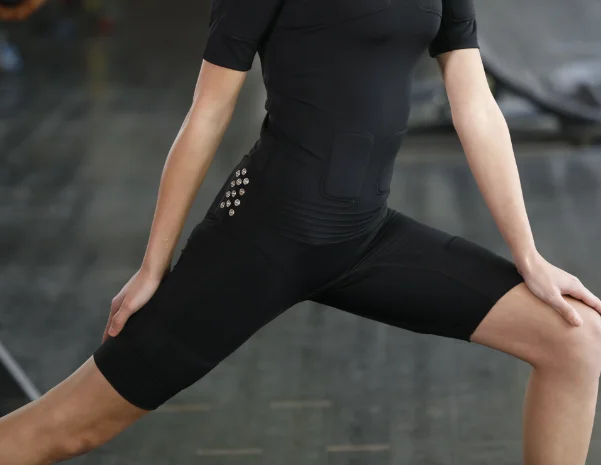  Электротренировочный костюм для фитнеса усилитель ema