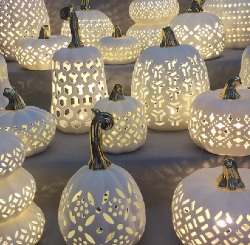 Ceramic Porcelain Pumpkin Lantern for Holiday Decoration