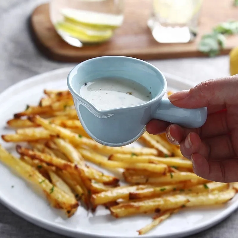 Factory direct Personalized dinner ware fancy matte surface bulk rimmed  pink ceramic dinner plate