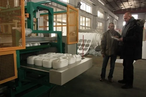 Automatic Machine For Making Disposable Foam Thermocol Plates Tray