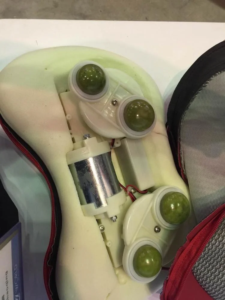 
Factory wholesale electric jade car home neck kneading massage pillow 