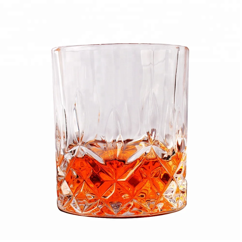 Amazon top seller 2021 Old Fashioned Whiskey Bottle Glass Decanter Set with Crystal Glasses