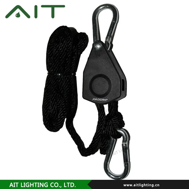 
rope ratchet light hanger with metal crimp 1/4