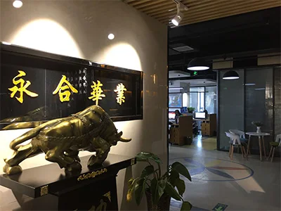 Factory Price of PVC Vinyl Floor with wooden design