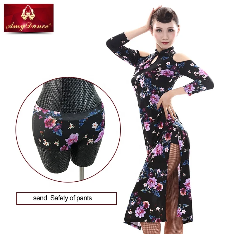 
Beautiful adult woman sexy strapless split modern long cheongsam chinese traditional dress 