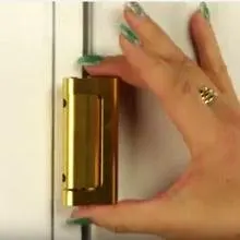 Wholesaler child proofing babymate door reinforcement lock, child safety product