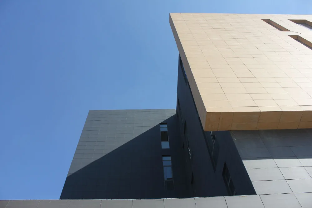 A1 Grade Shock Resistant Outdoor Usage Wall Cladding Panel