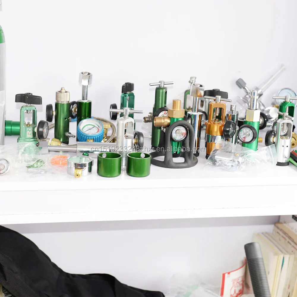 Diss outlet connector ( Can swivel ,MDK-004)/Christmas oxygen adapter DISS-NUT