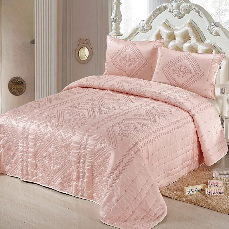 
Solid Color Embroidered Quilted Satin Bedspread 