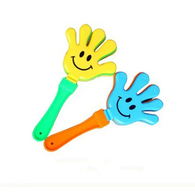 Дешевые Футбол вентилятор тарелки Пластиковые Руки Тарелку