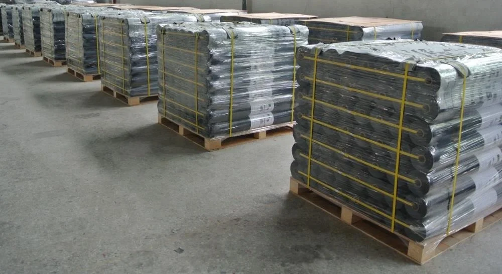 Улучшенное противоскользящее синтетическое кровельное покрытие