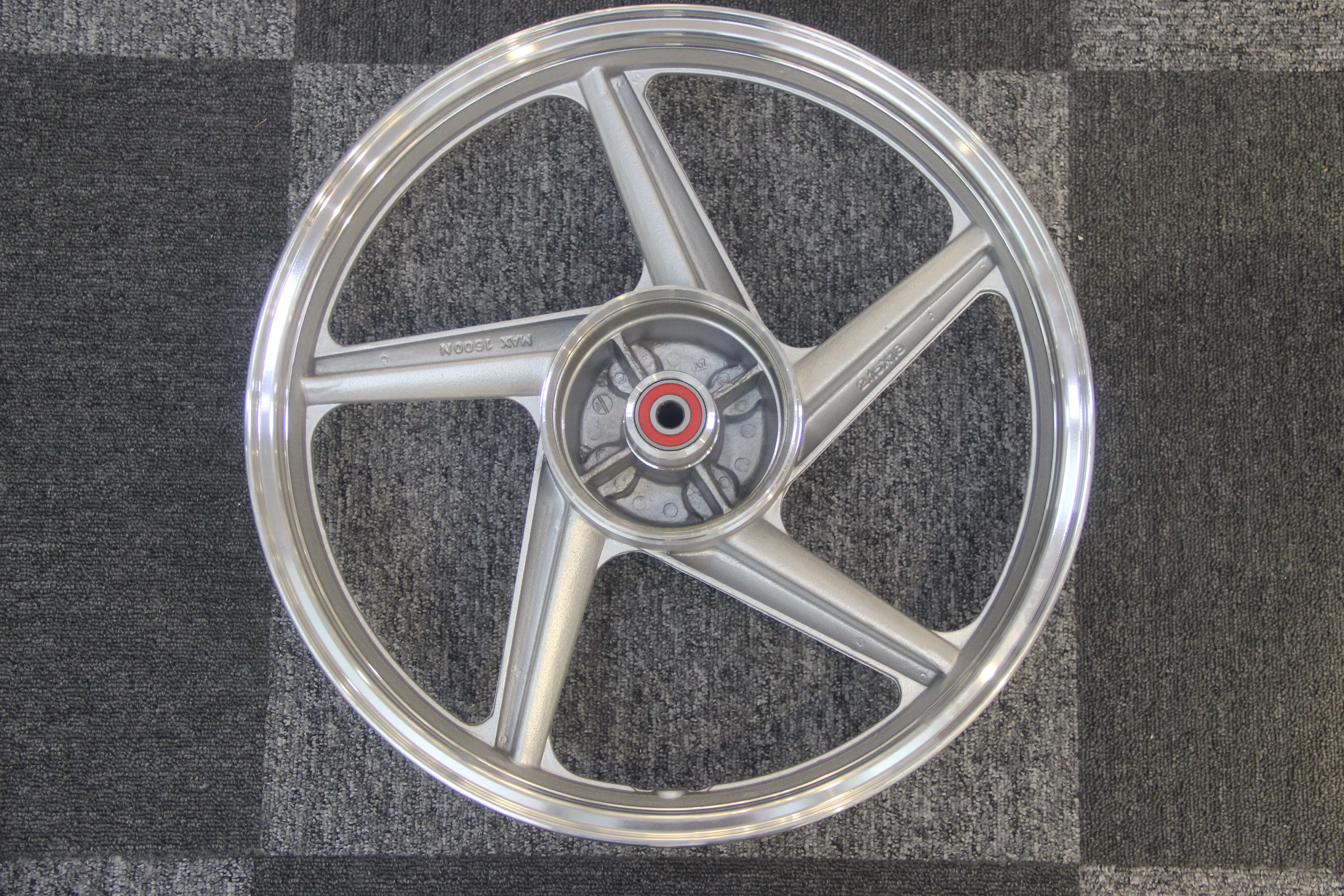 
Factory direct support custom 18 inch motorcycle wheel 