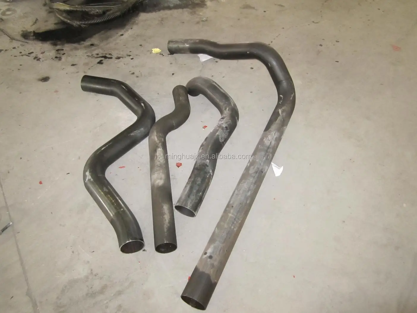 
manufacture sells CNC automatic tube bender for all metal tubes 