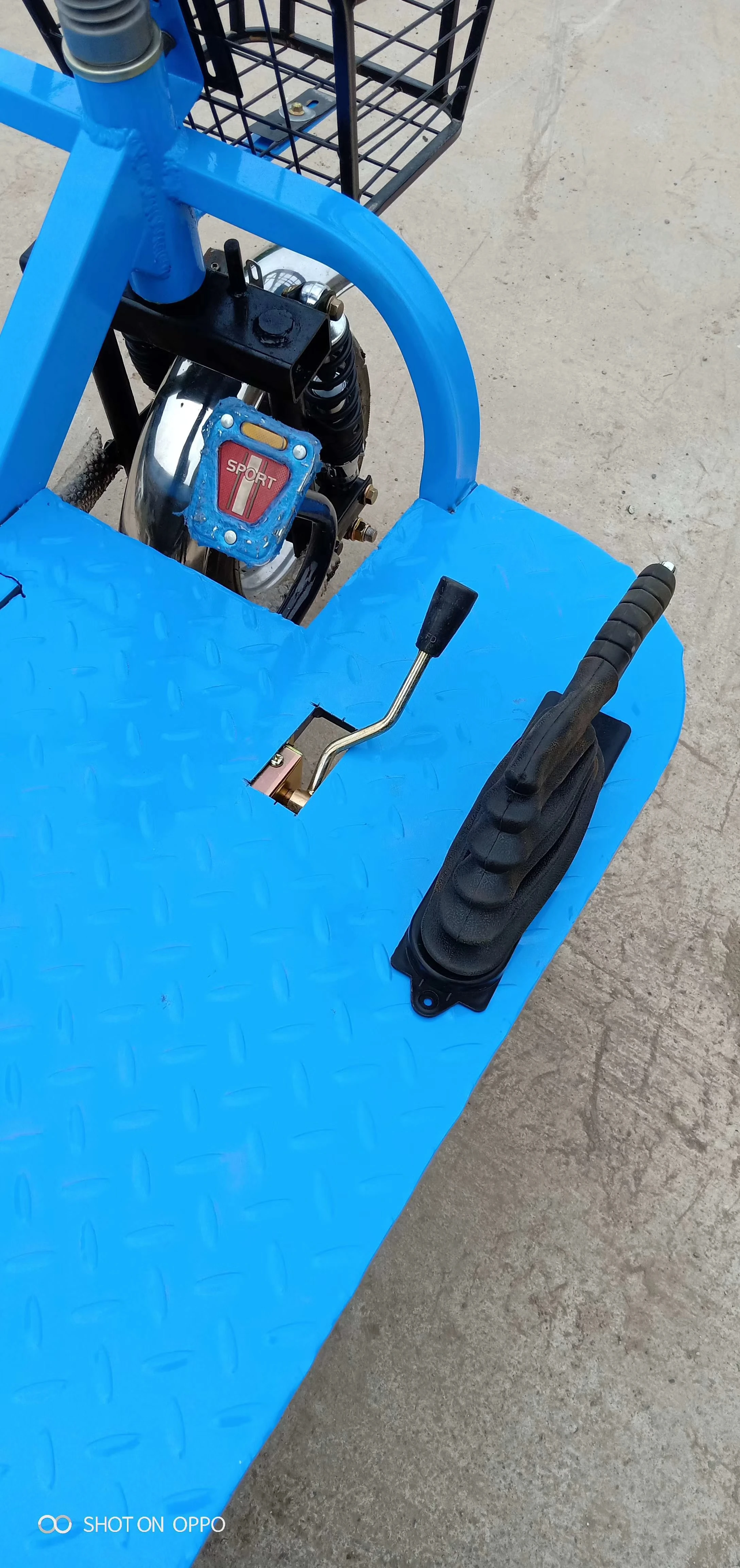 electric power flat cargo trailer