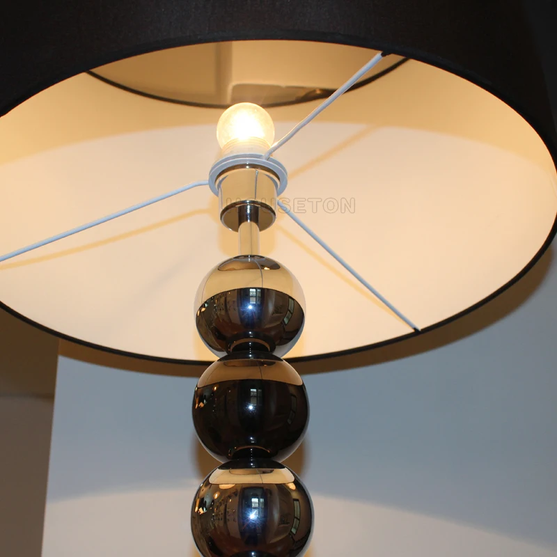 Best selling home stainless iron black fabric shade reading table lamp